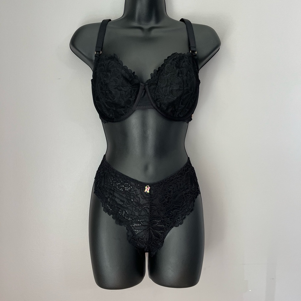 Savage x Fenty NEW WITH TAGS PANTY XL